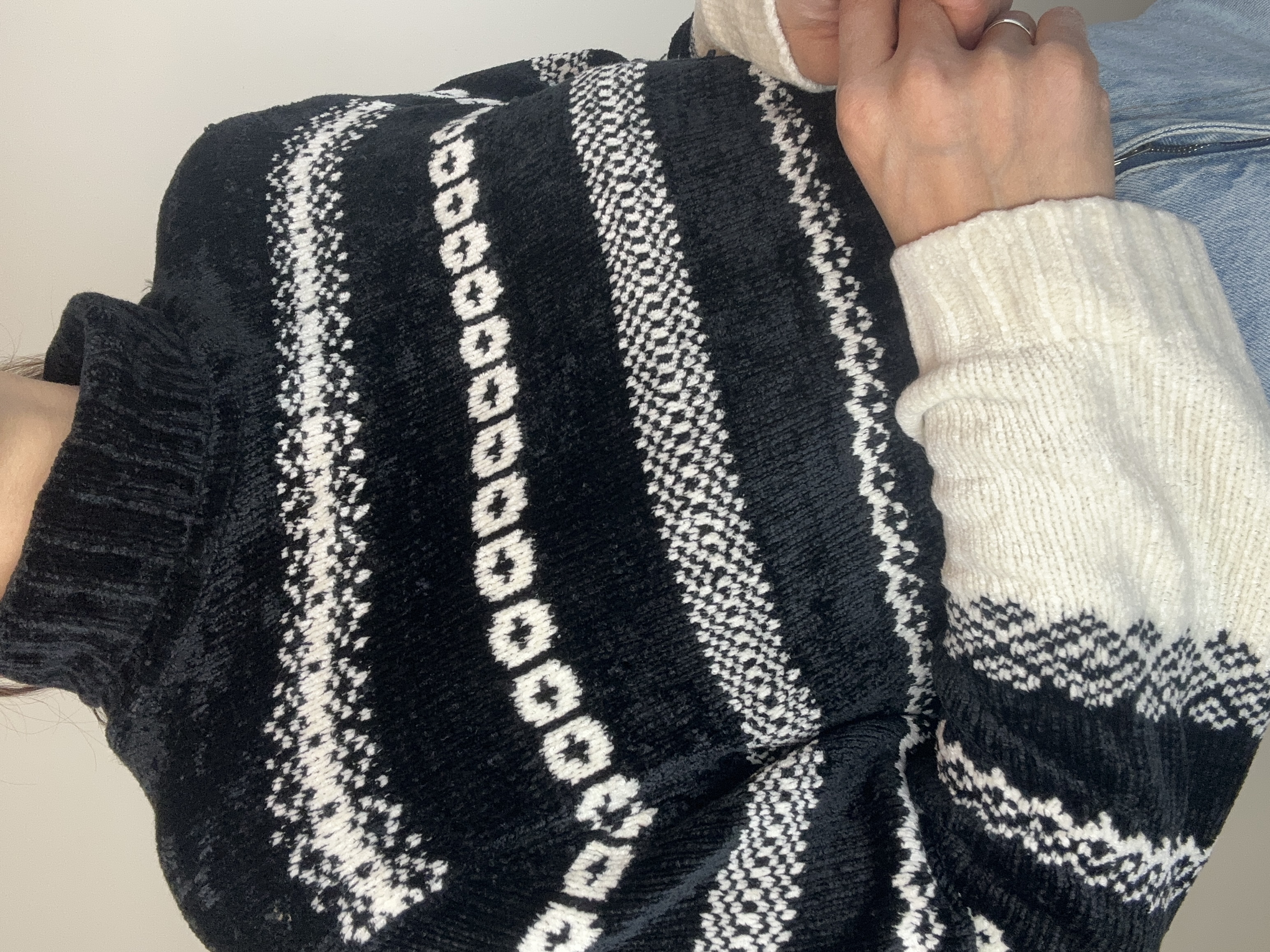 SWEATER | L-XL 2