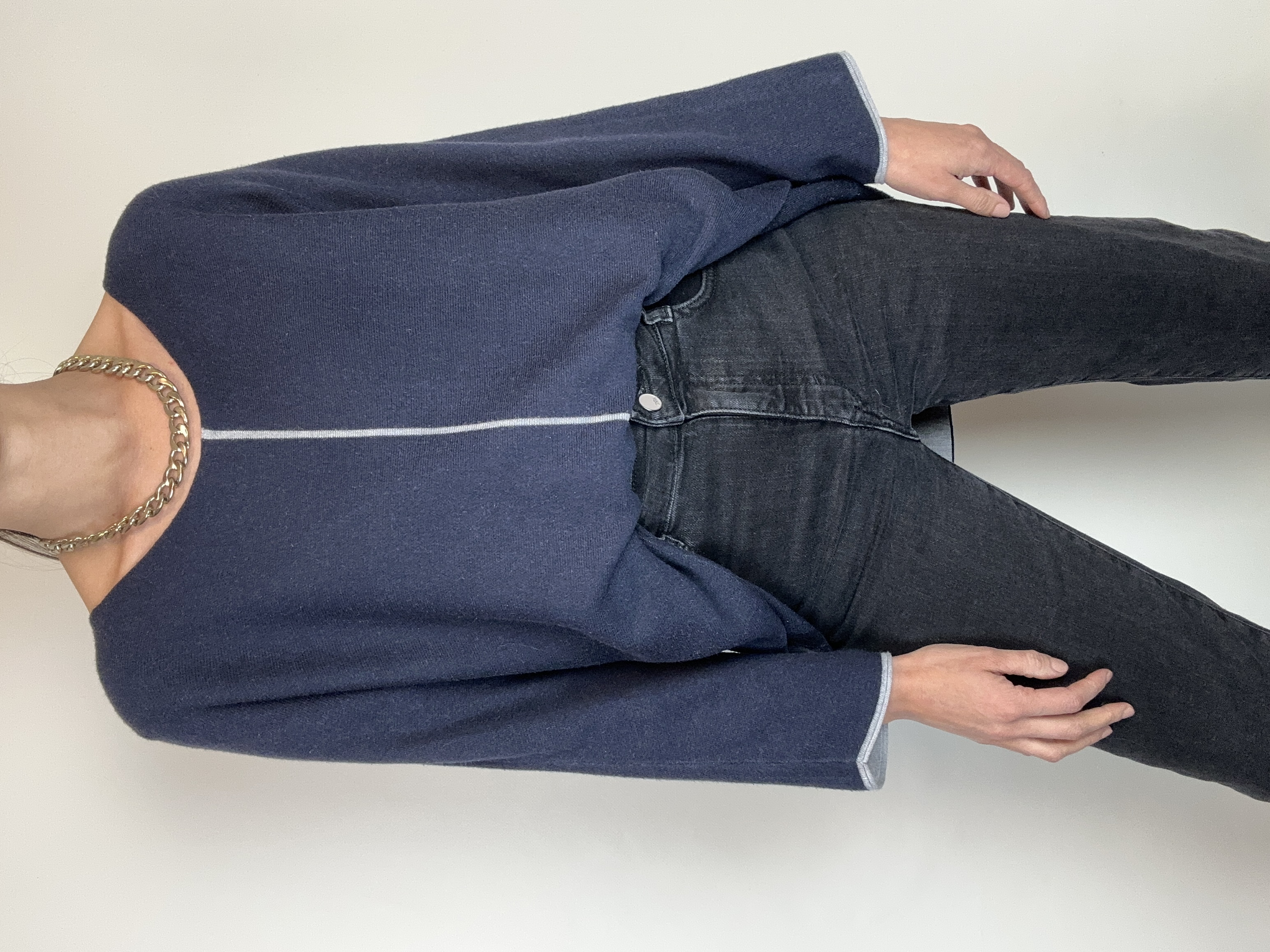 SWEATER | L-XL 5