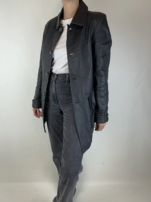 ABRIGO | VINTAGE | CUERO | M