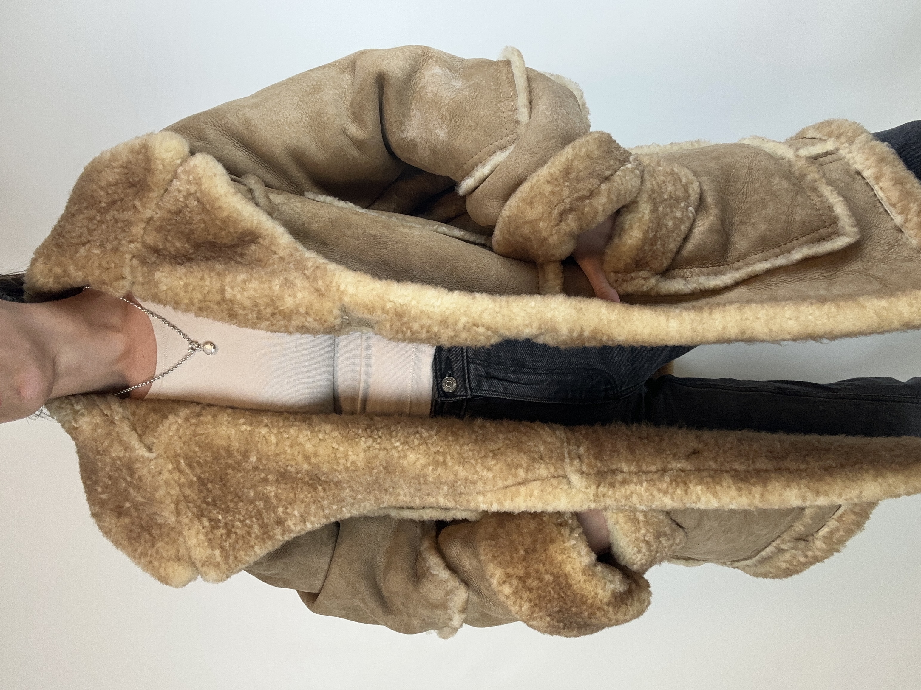 GAMULÁN SHEARLING | 100%  CUERO Y LANA | L 3