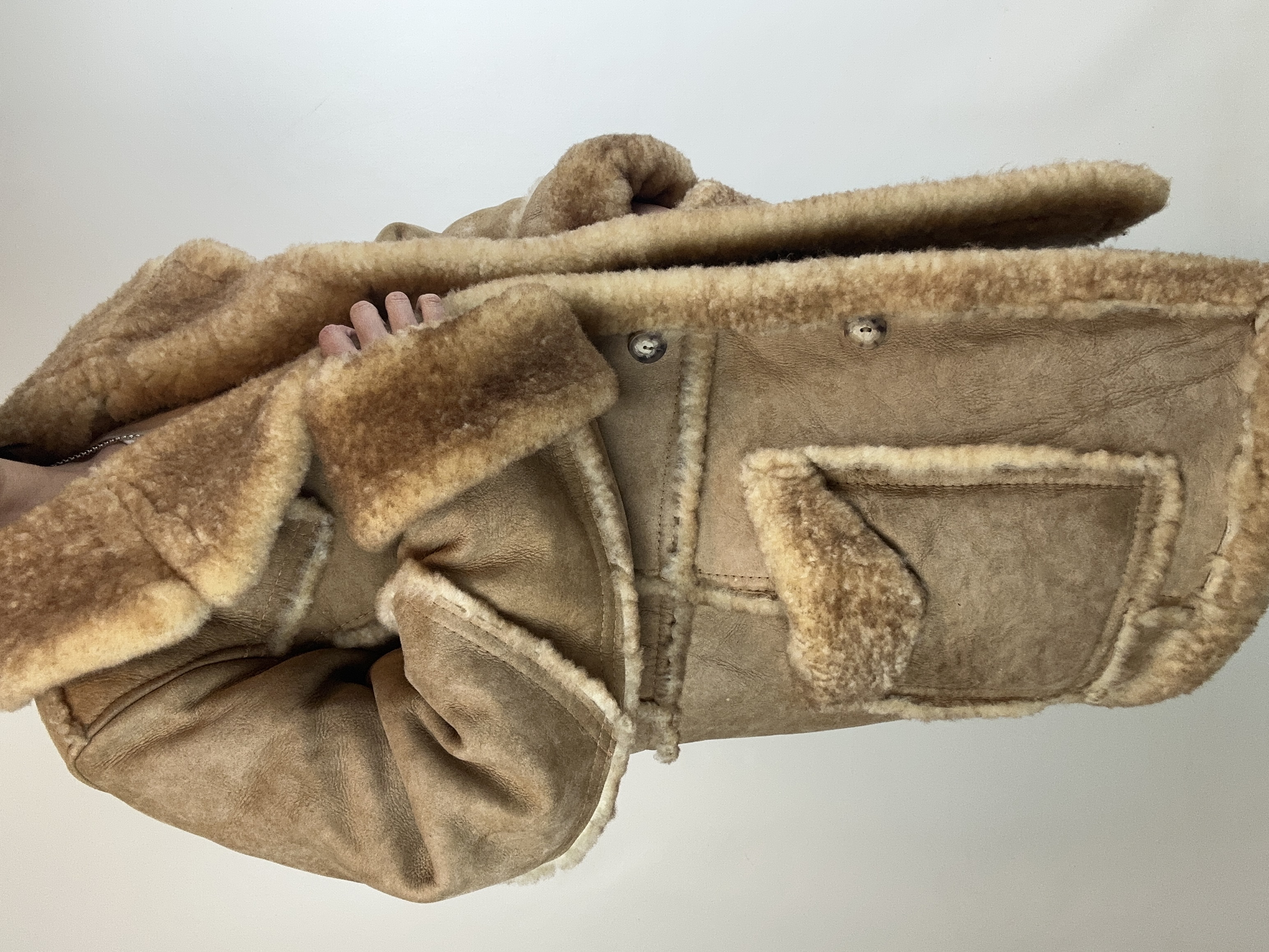 GAMULÁN SHEARLING | 100%  CUERO Y LANA | L 11