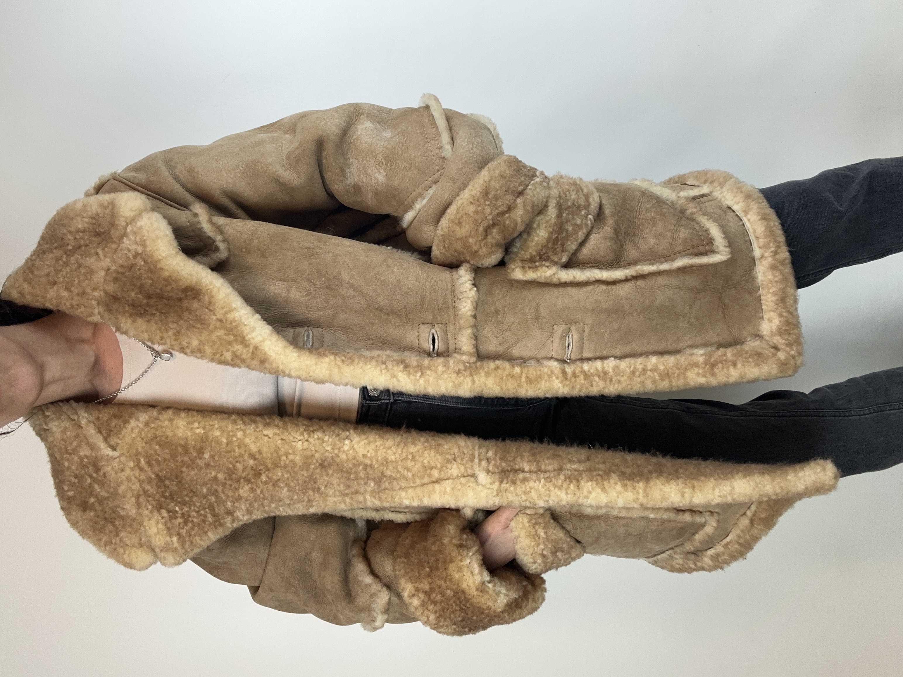 GAMULÁN SHEARLING | 100%  CUERO Y LANA | L 1