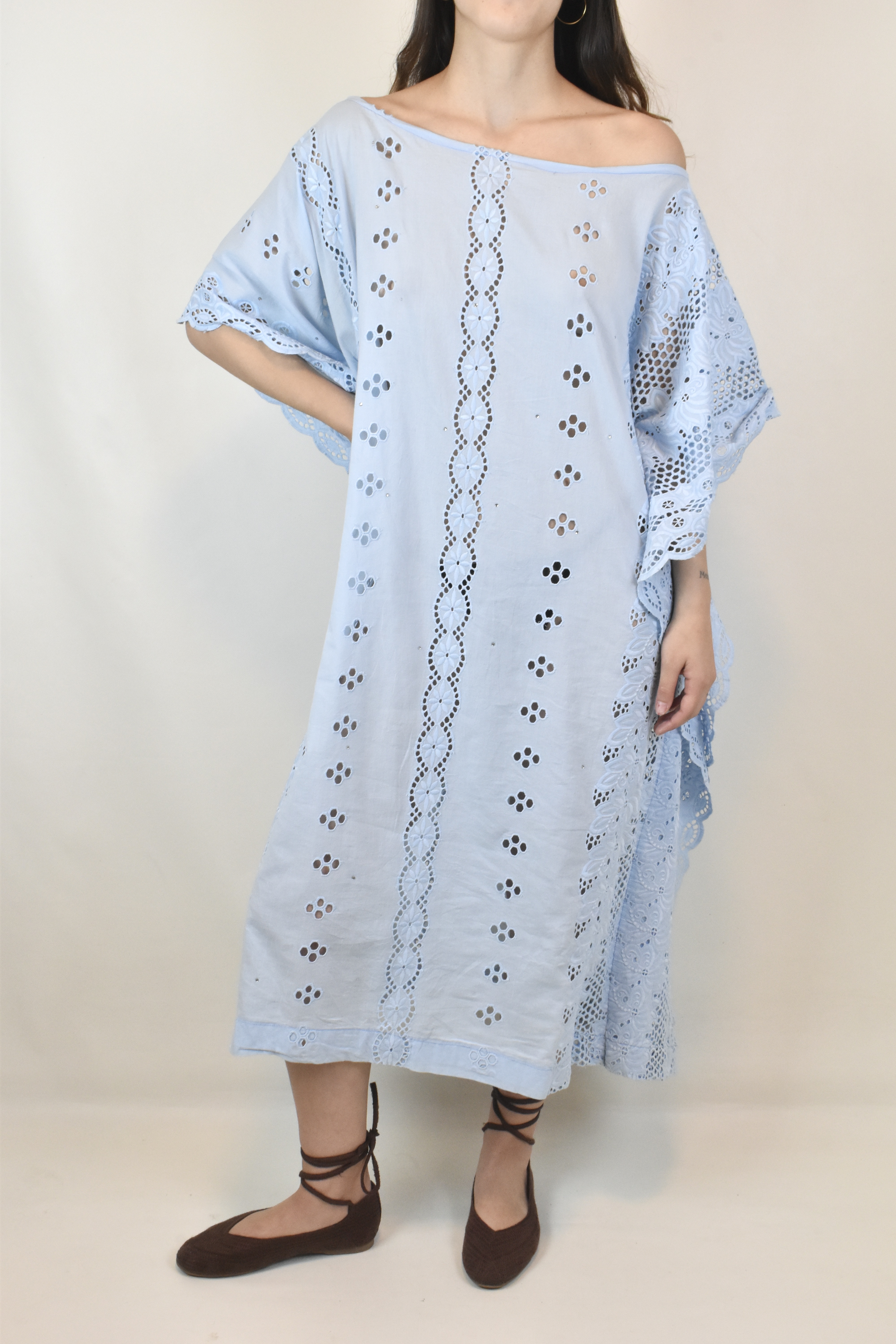 VESTIDO BRODERIE | L 1