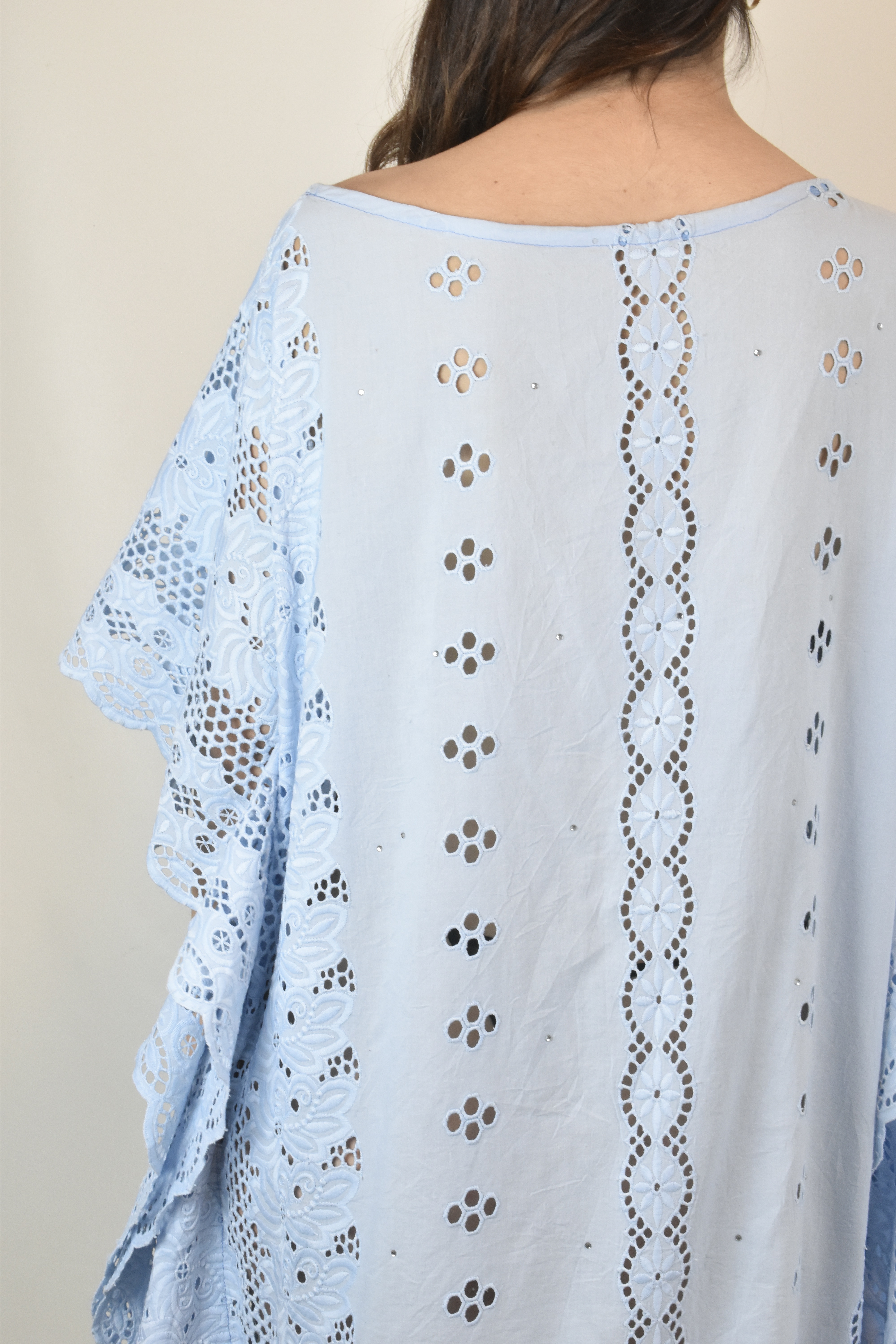 VESTIDO BRODERIE | L 8