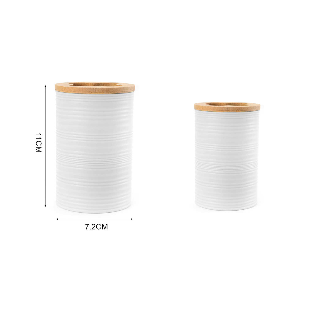 SOPORTE PARA CEPILLO DENTAL CON TAPA DE BAMBÚ 1