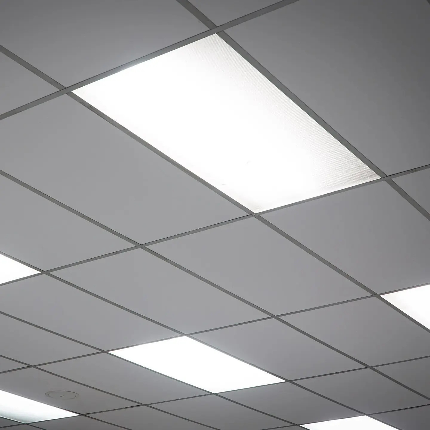 Painel LED 120x60 cm 64W 6400lm PHILIPS Xitanium com Caixa de Ligação Rápida e Cabo de Segurança 1