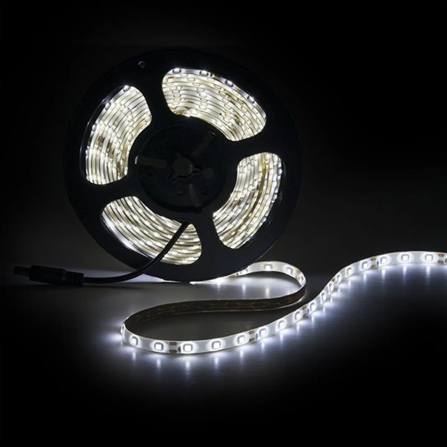 Faixa de 300 LEDs 24W 1.200Lm CRI85 6000ÂºK SMD3528 12VDC IP65 x5M 40.000H [PL219002W]-Branco 3