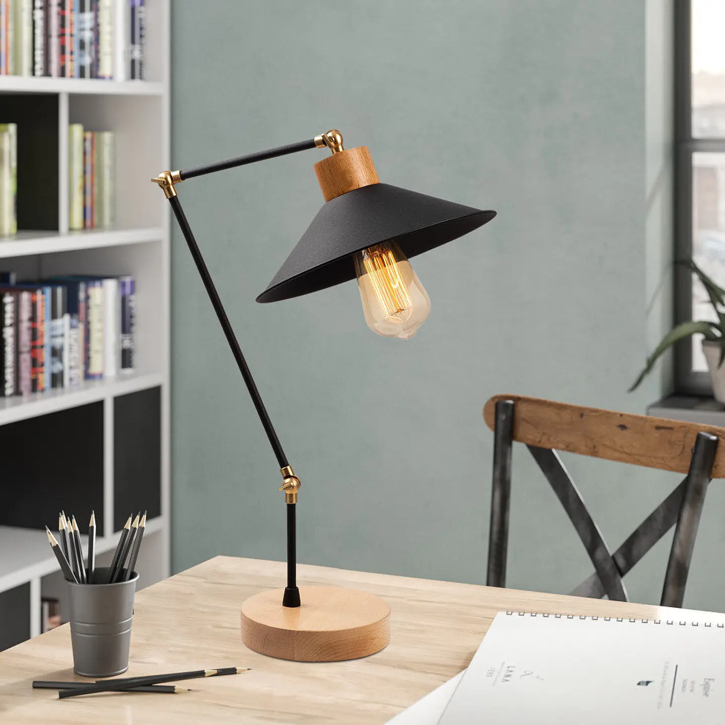 Lampada de mesa 