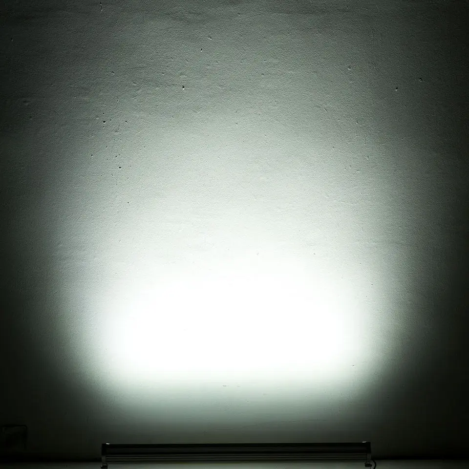 Projetor de parede LED 108W 8490Lm 2700ÂºK IP65 40.000H [HO-WW-108W-AC220V-WW] 4