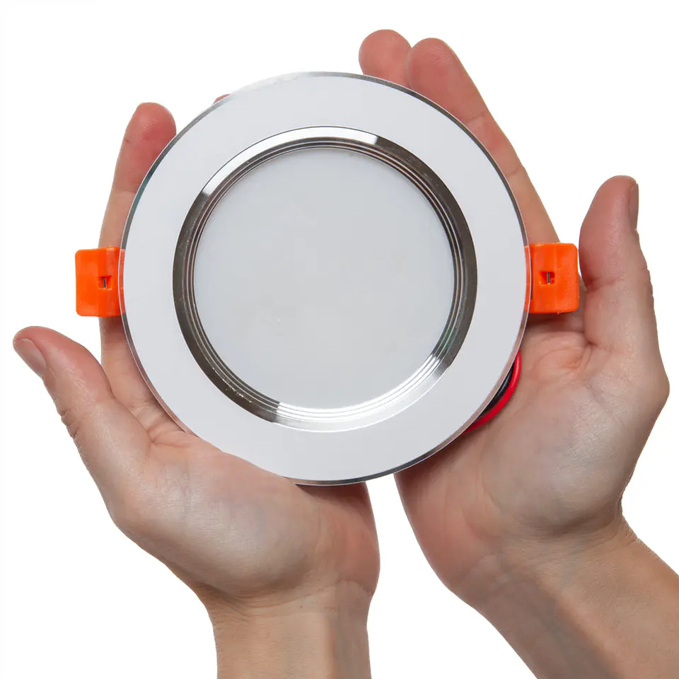 Foco Downlight LED 7W 524Lm 2700ÂºK 40.000H [PCE-DL7W-WW] 3