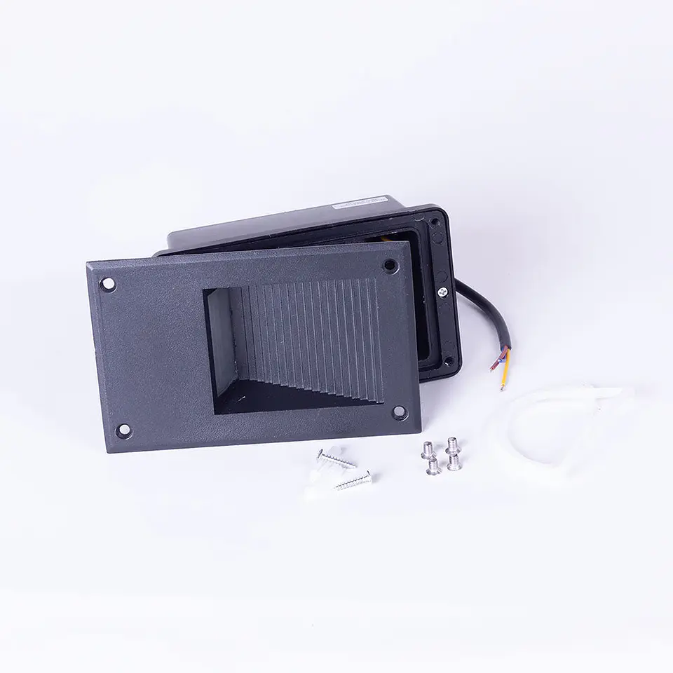 Luz LED Embutida 3W 260Lm 2700ÂºK Emerson IP65 40.000H [PT-W03A002-WW] 5