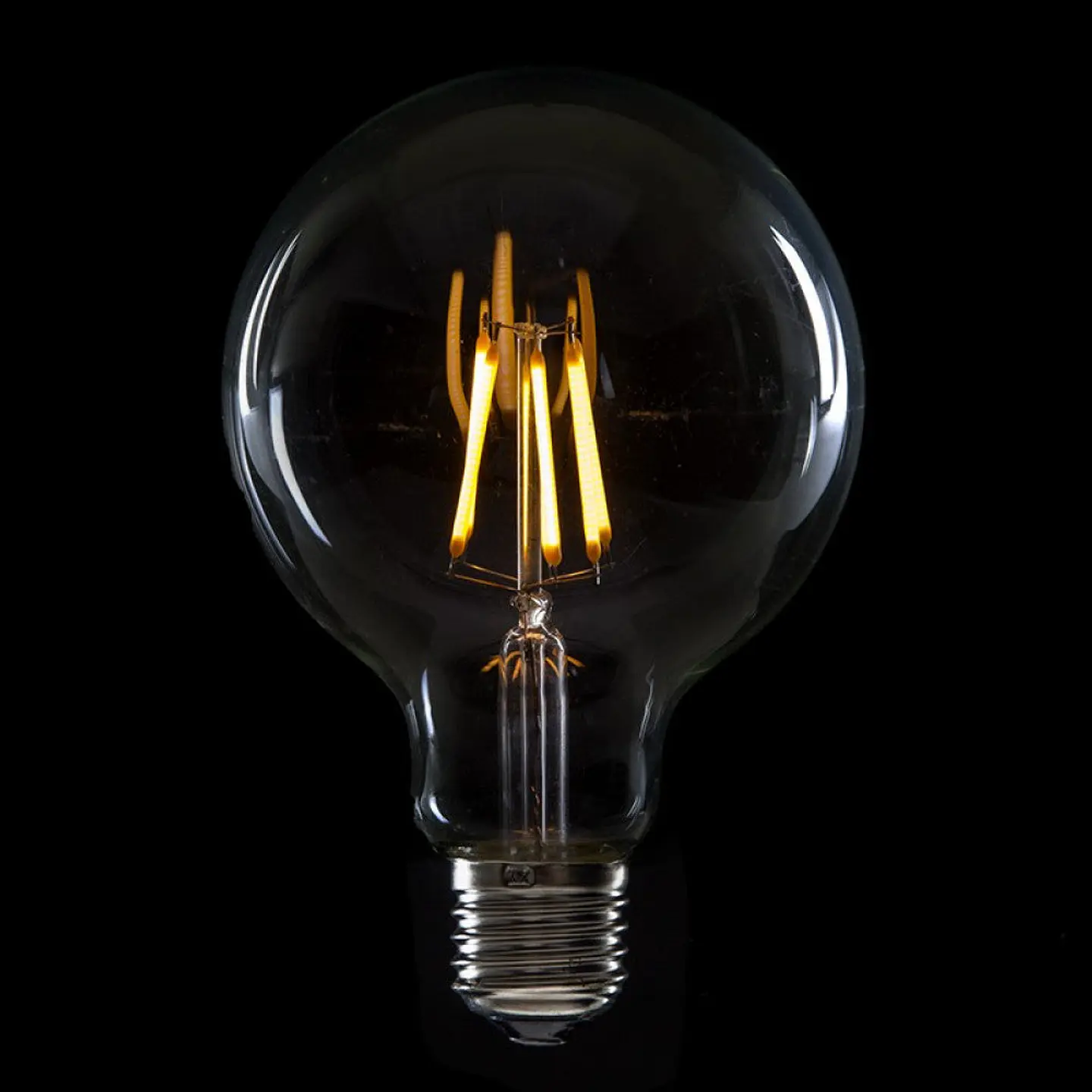 LÃ¢mpada LED E27 6W 432Lm 2000ÂºK Filamento G95 40.000H [HO-LF-G95-E27-6W-WW] 1