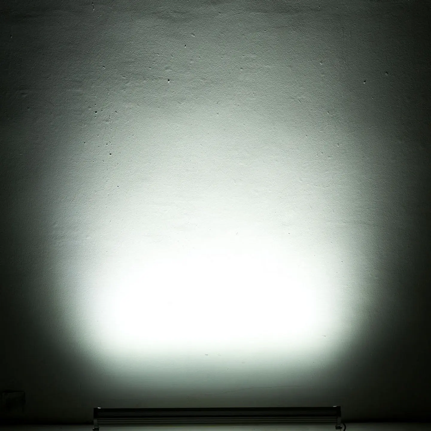 Projetor de parede LED 108W 8.748Lm 6000ÂºK IP65 40.000H [BX3-WW-108W-AC220VCW] 5