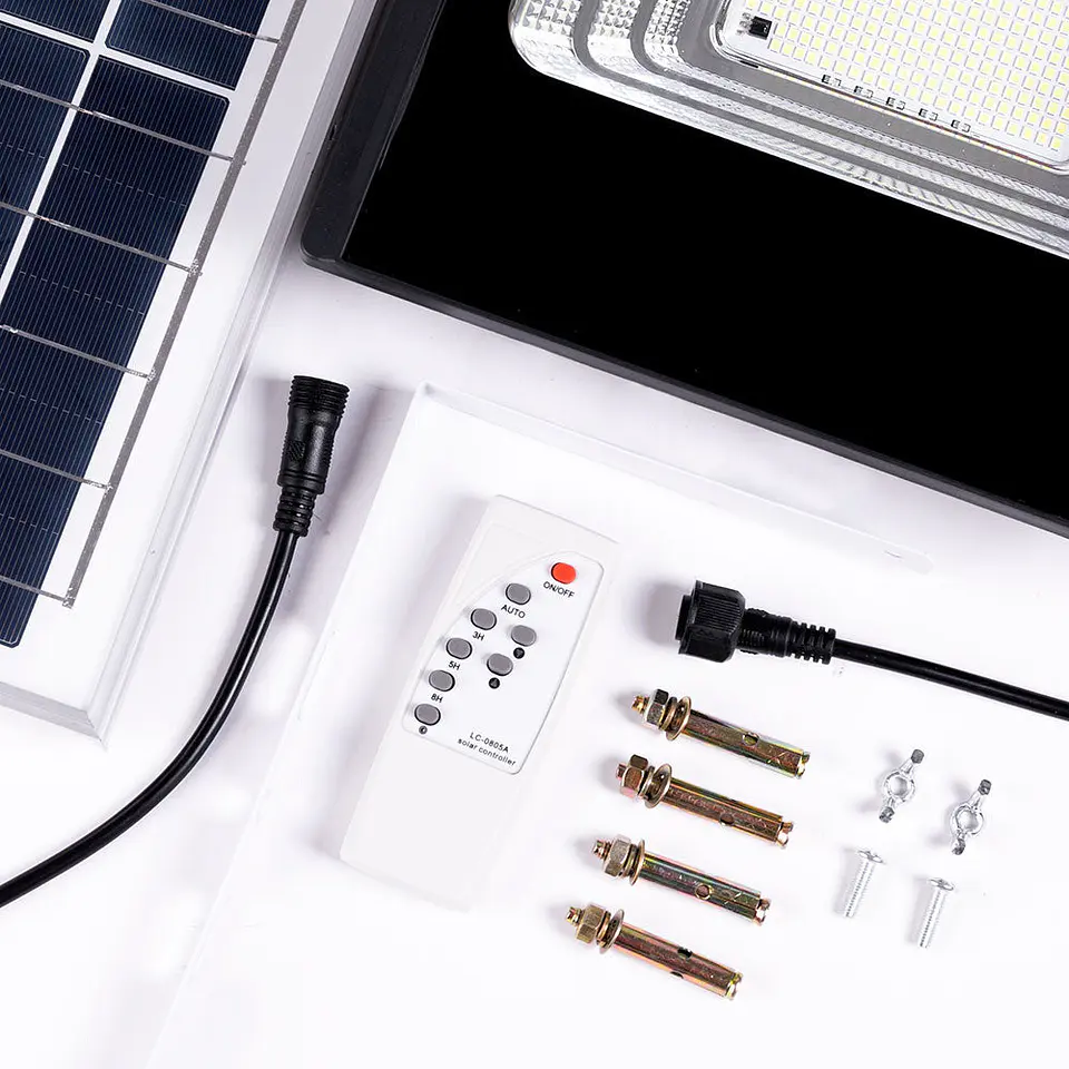 Holofote LED solar 100W 4000K Painel: 6V / 12W Bateria: 3,2V / 8000MaH Controle remoto [HO-SOLARFL-100W-01-W] 6