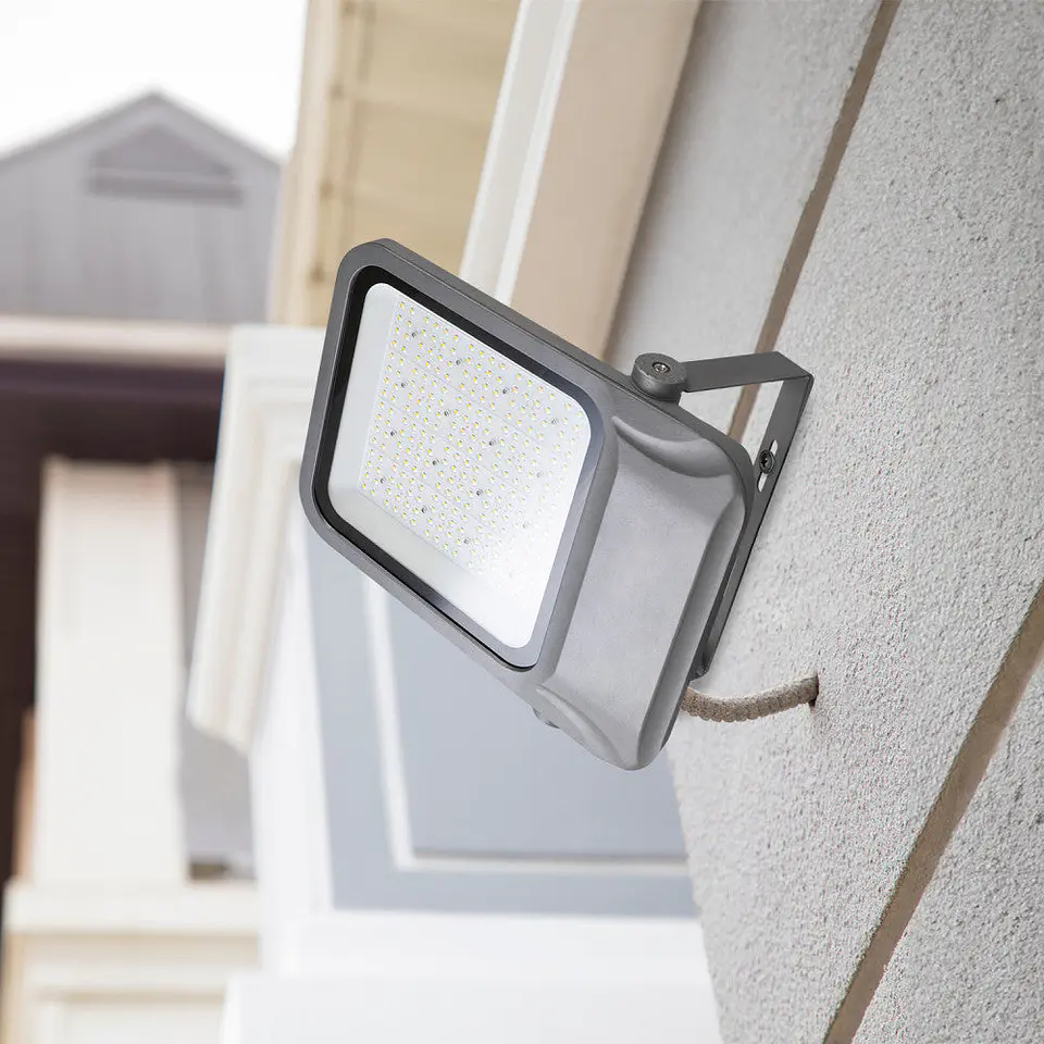 Holofote LED 150W 27000Lm 90Âº 5000ÂºK IP65 Transformador Moso 100.000H [1916-FL-J-150W-CW] 2