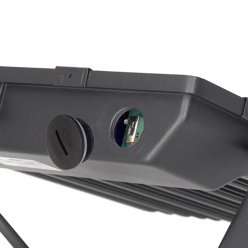Foco LED para Projetor Externo IP65 200W 200lm/W 90Âº Driver Lifud 5000ÂºK 3