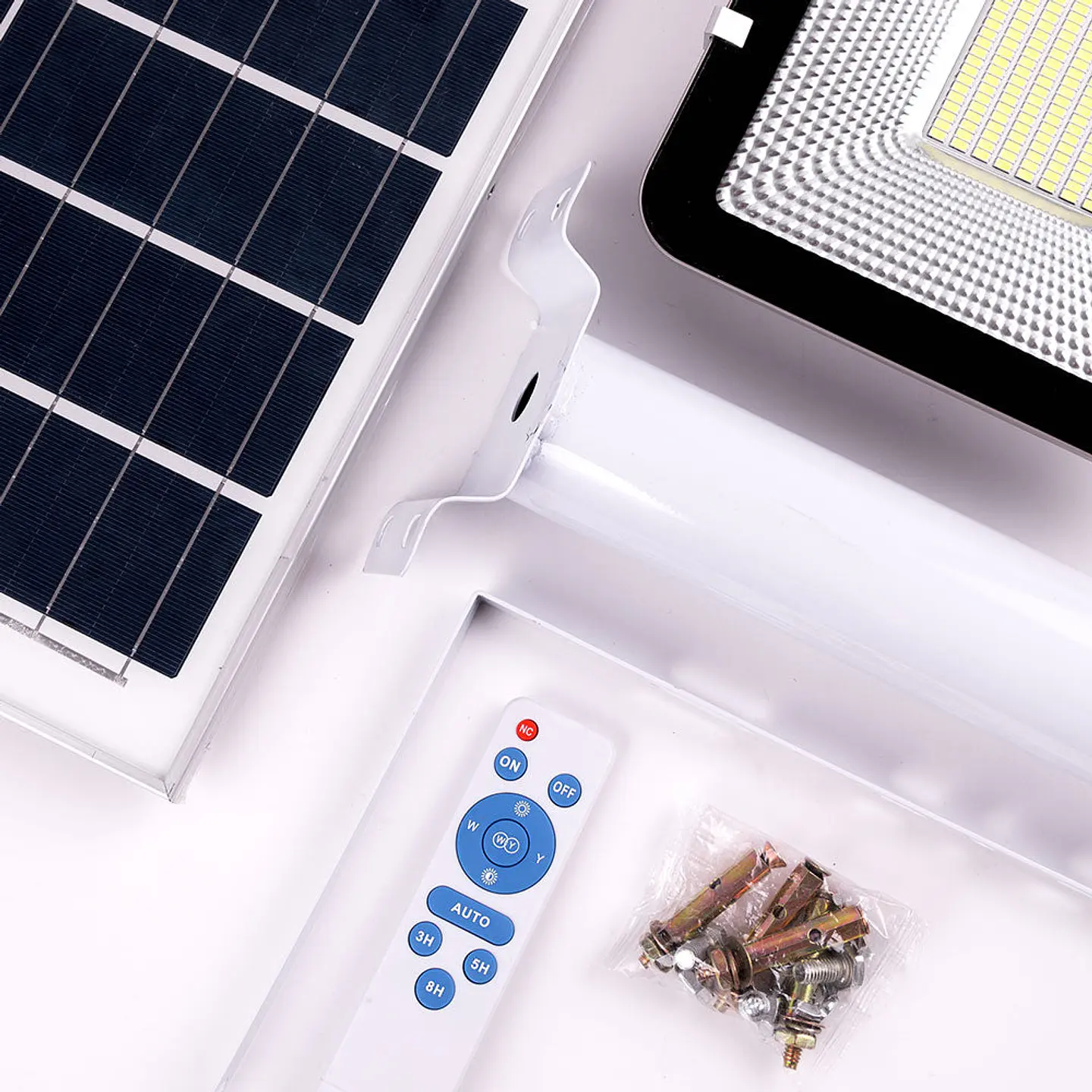 Luz de rua solar LED - controle remoto - regulÃ¡vel - painel: 6V 200W Bateria: 3,2V 20000MaH [HO-FAR-SOL-200W-WW] 7