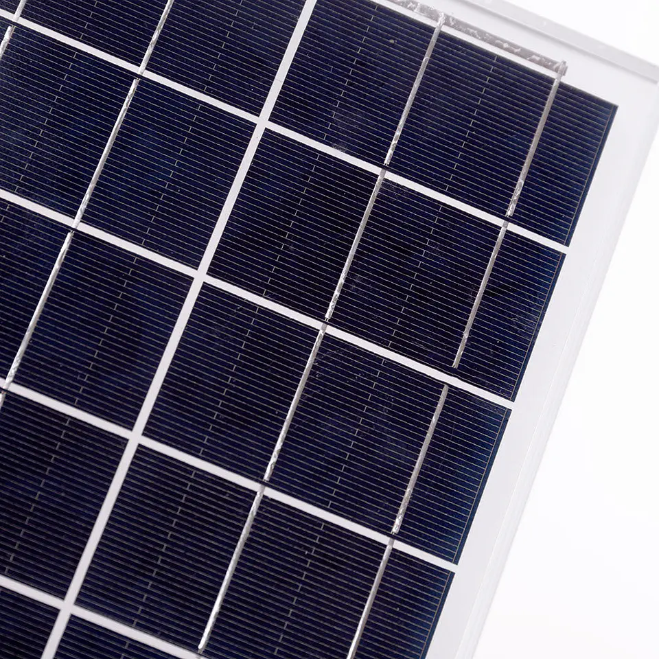 Holofote LED solar 30W 4000K Painel: 6V/6W Bateria: 3,2V/3000MaH Controle remoto [HO-SOLARFL-30W-01-W] 4