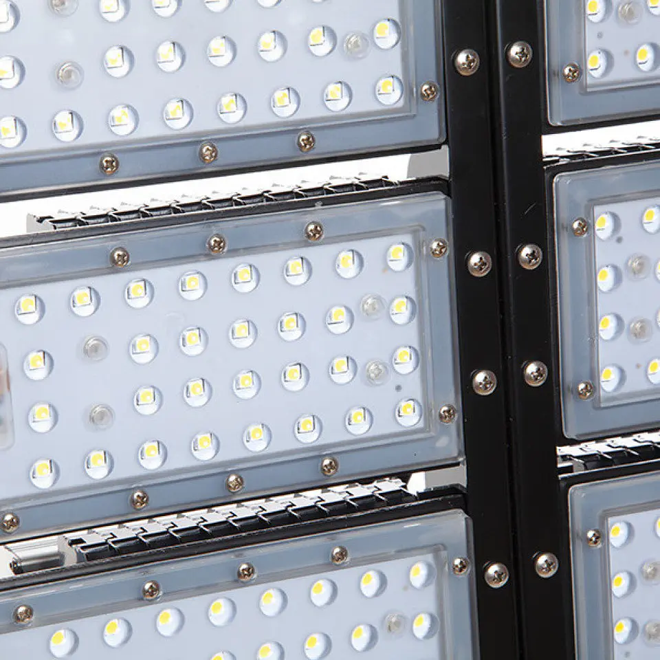 Holofote LED 500W 65.000Lm 4000ÂºK IP65 100.000H [WR-SDF- 500W-W] 4