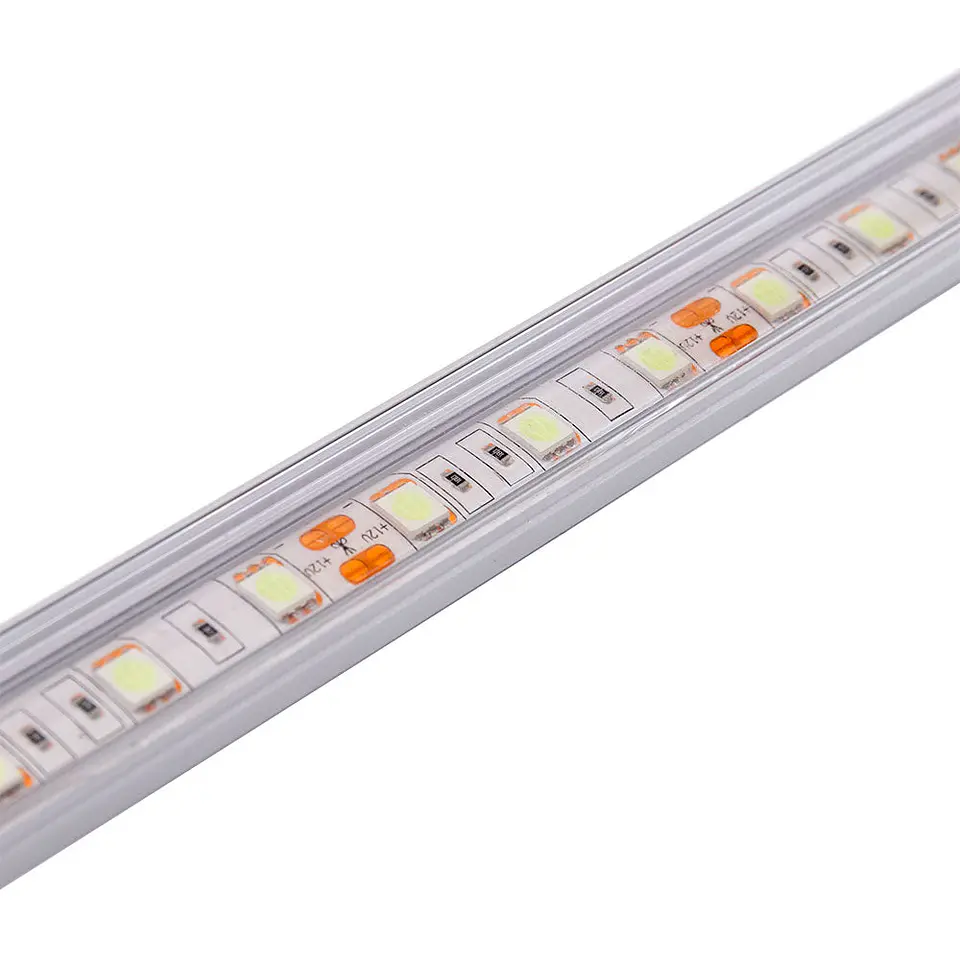 Perfil AlumÃ­nio Para AÂ Tira LED Led Difusor Transparente Lle-A1707-T X 2M 4