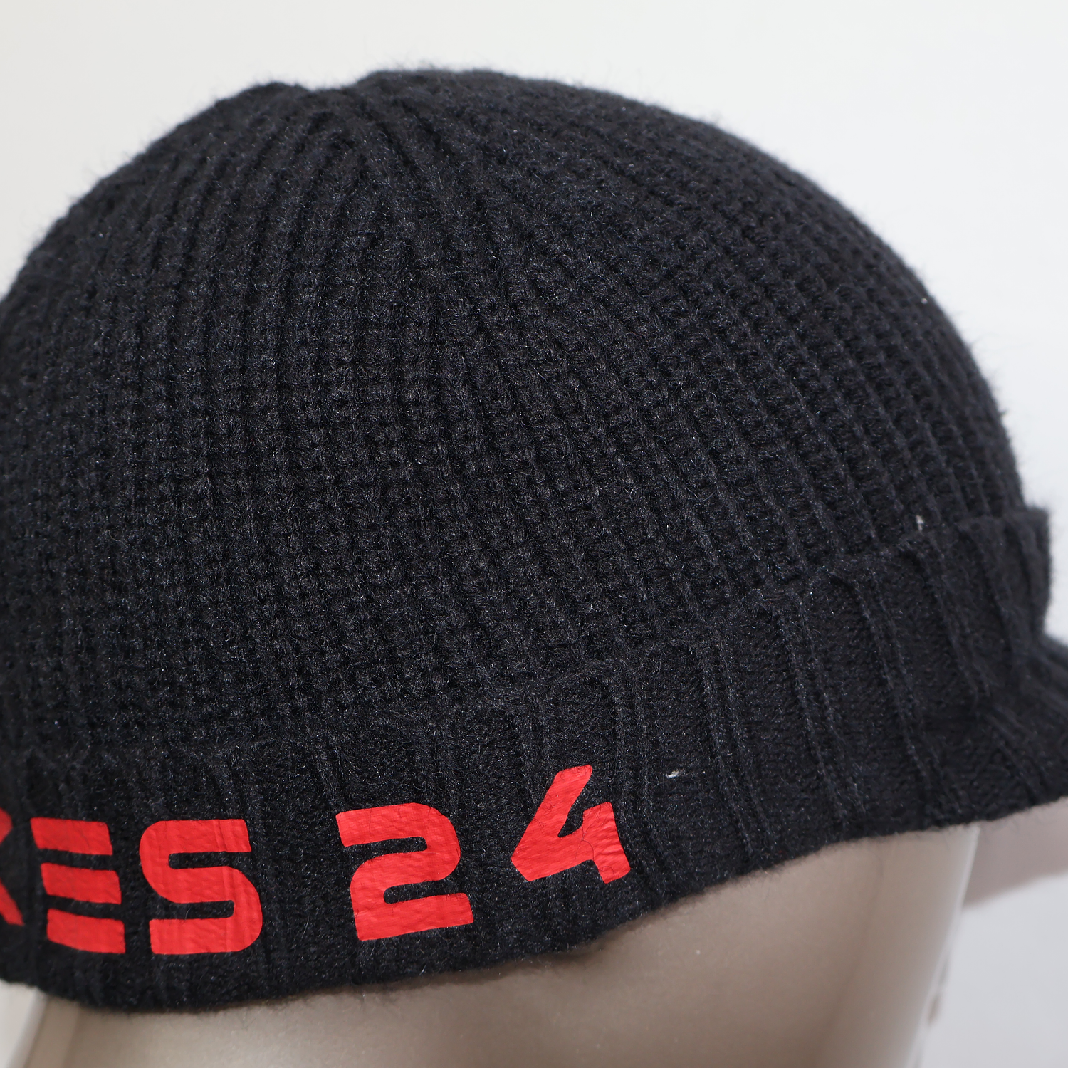 Gorro preto de malha 2