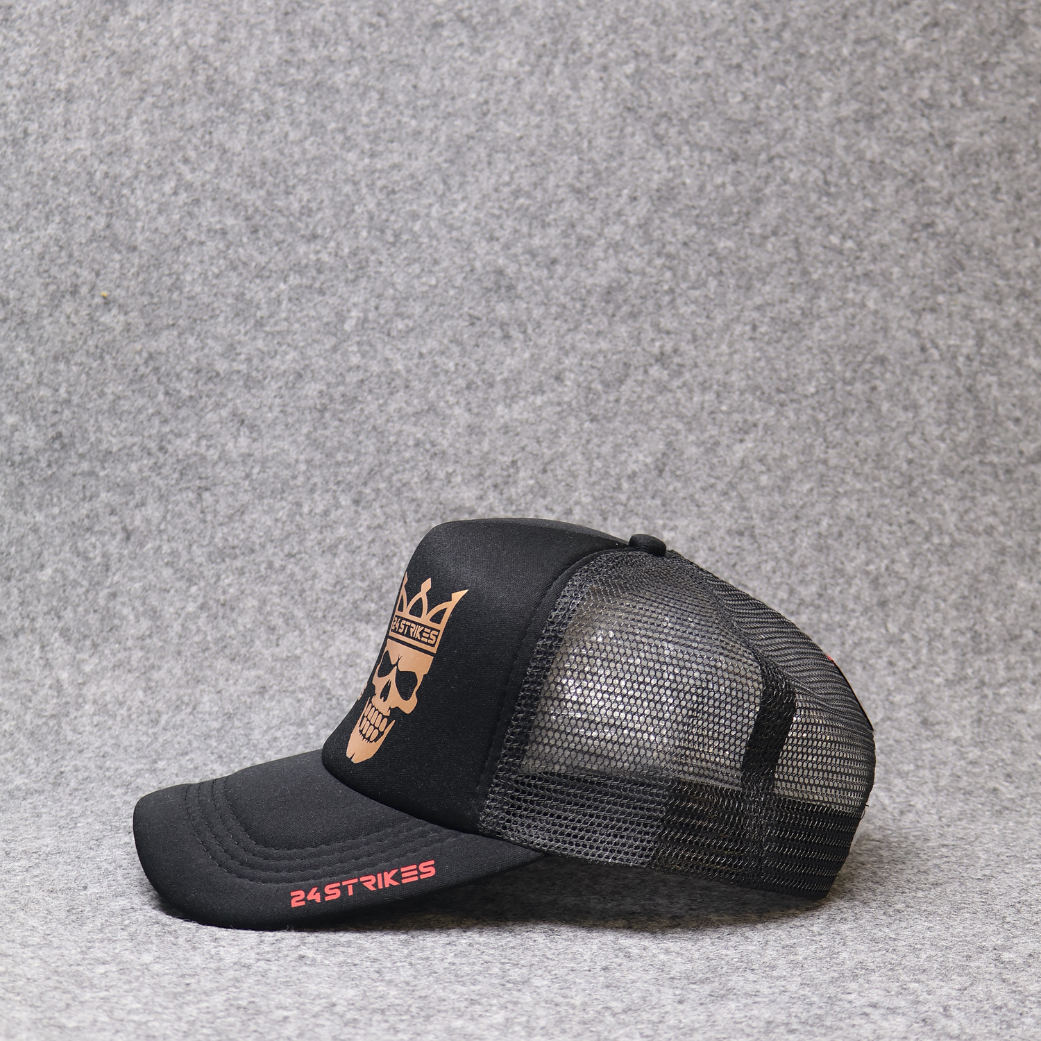 Boné trucker preto e ouro rosa 4