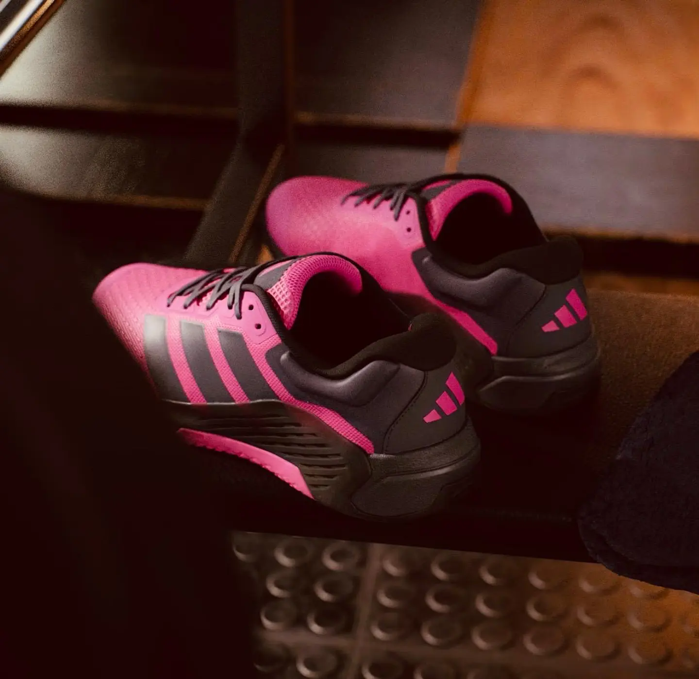 ADIDAS 6