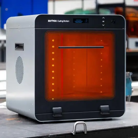 ZORTRAX ESTACIÓN DE CURADO