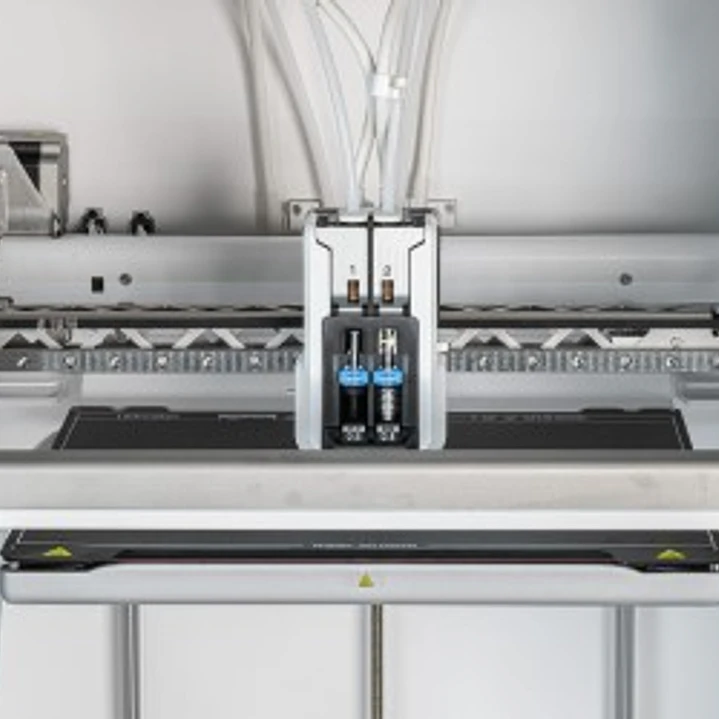 Impresora 3D Industrial Ultimaker Factor 4 2