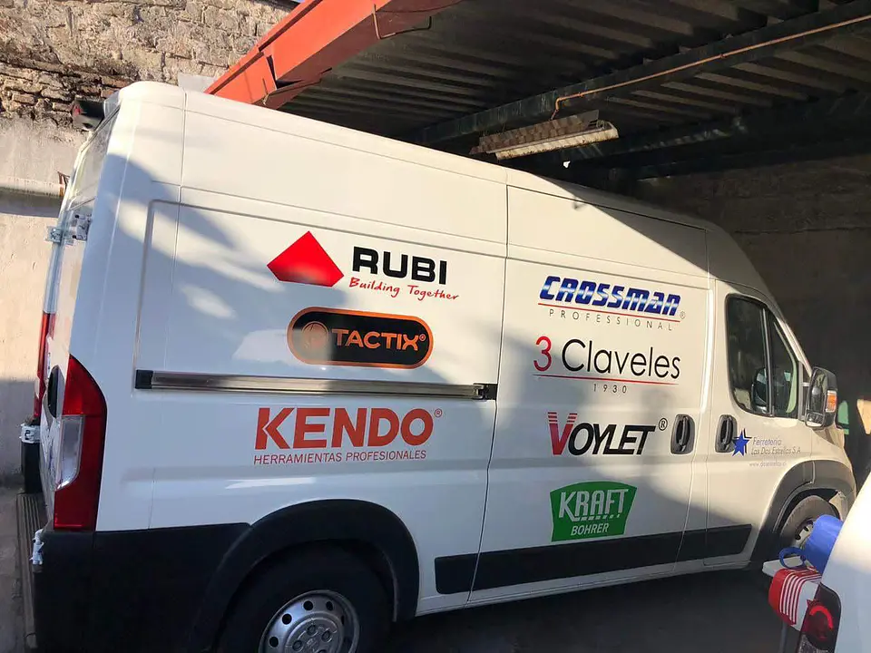 Branding vehicular 5