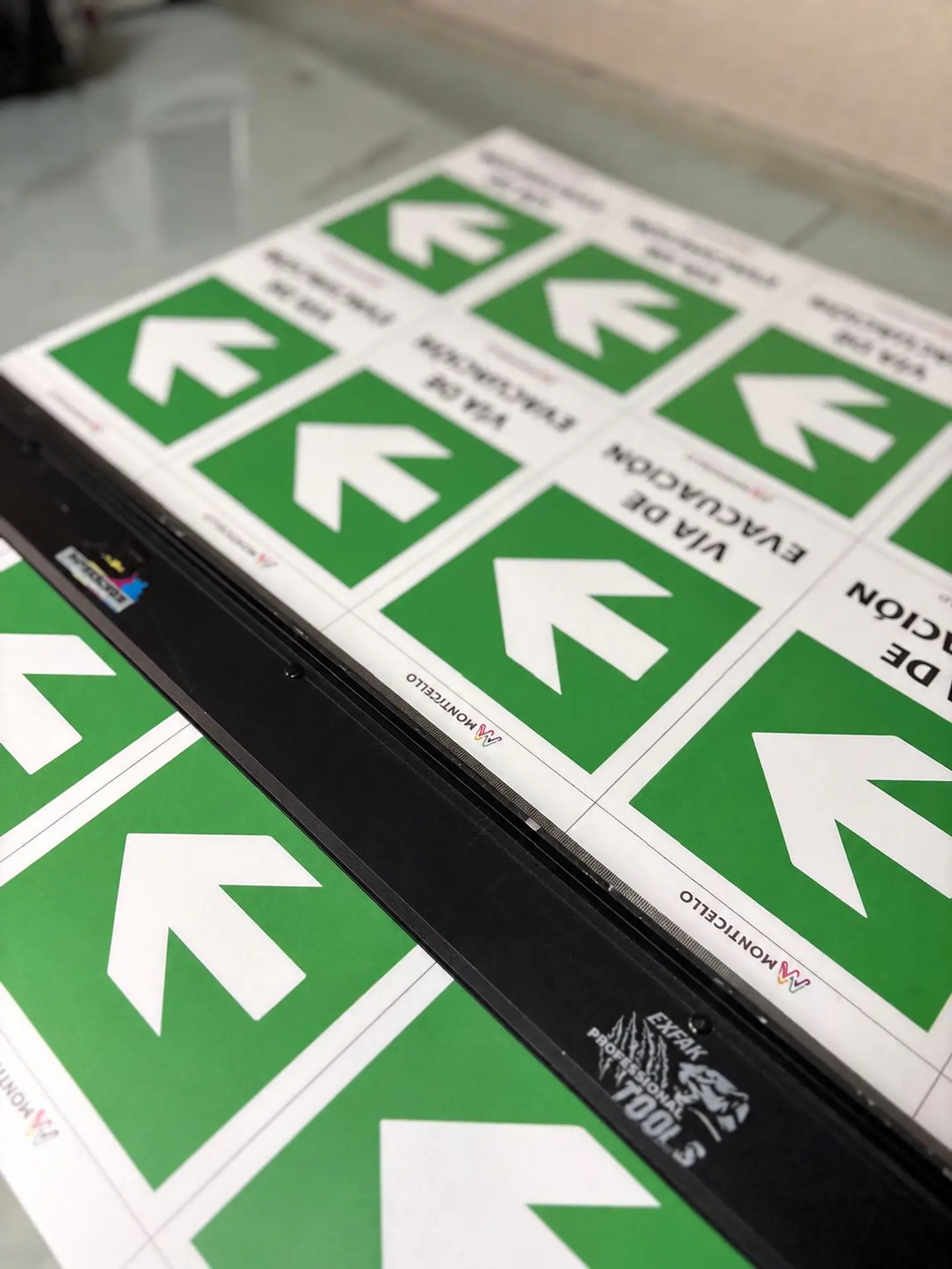 Confección de señaléticas 4