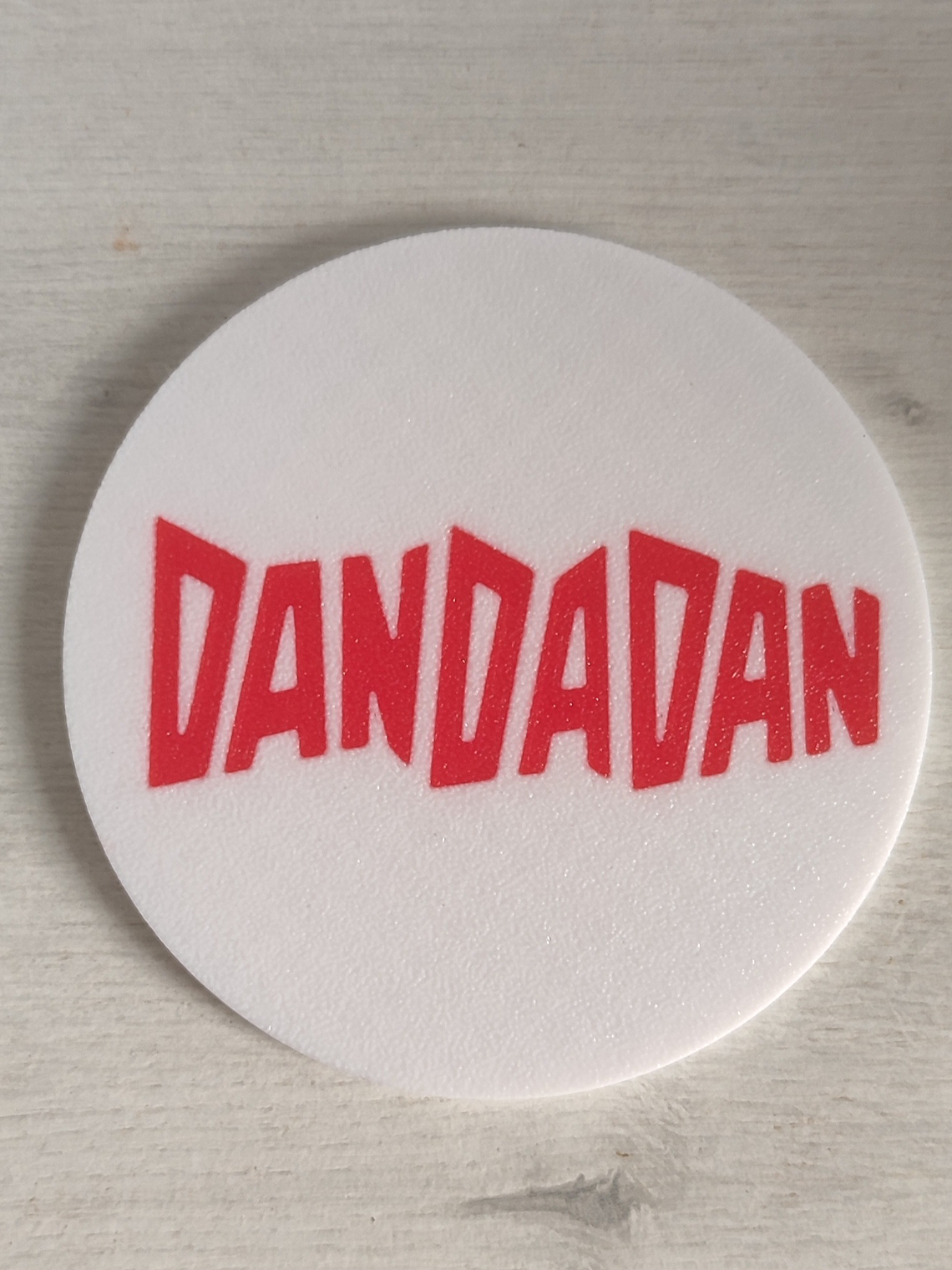 Posavaso inspirado en DanDaDan 1