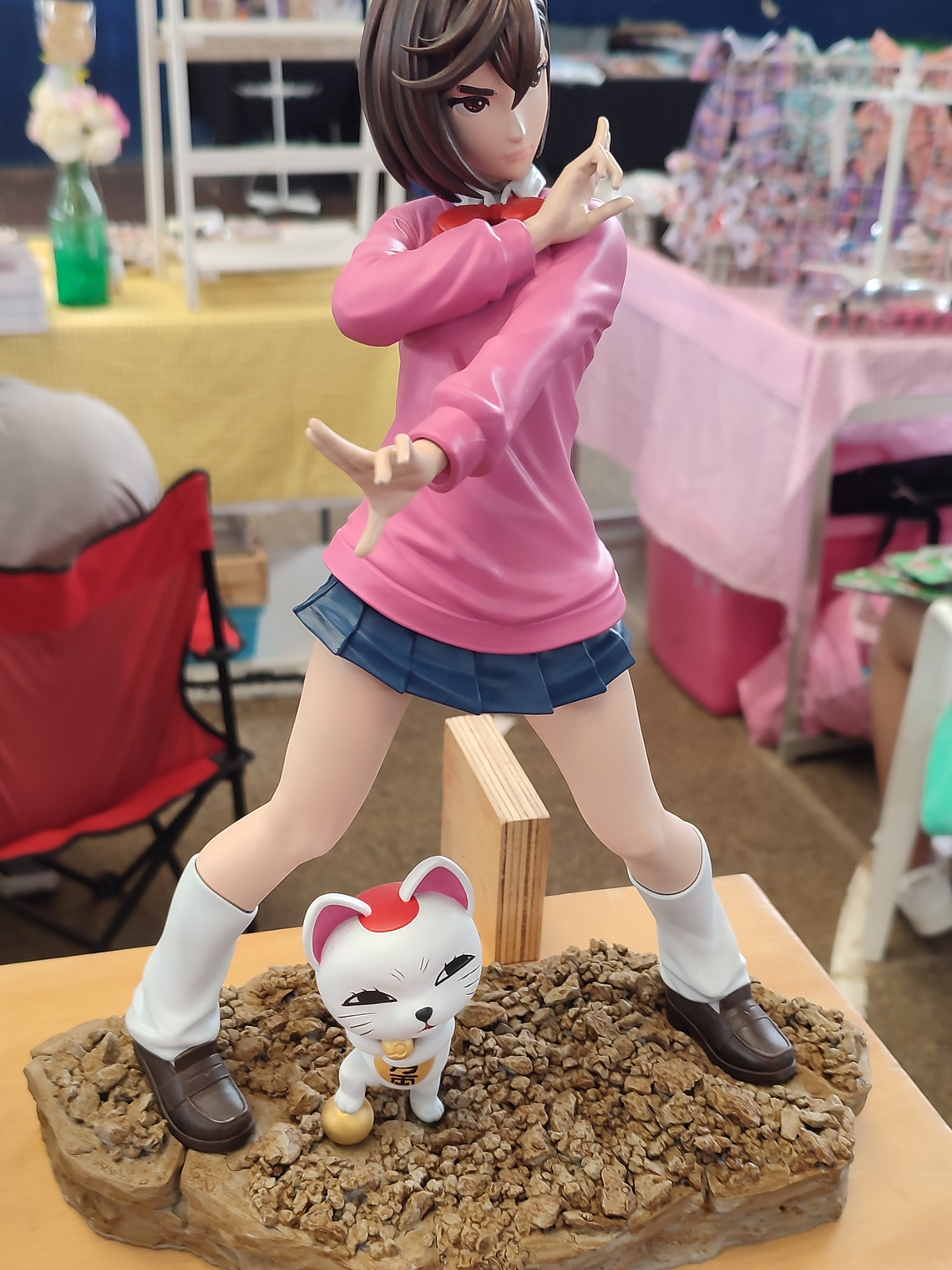 Figura inspirada en Momo Ayase 2
