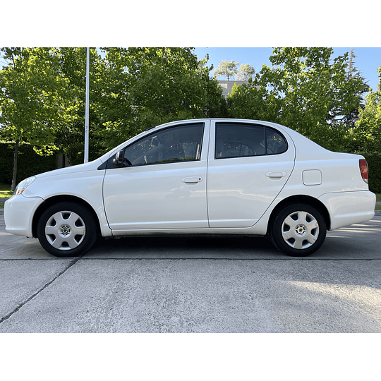 YARIS XLI 1.5 MT 2005