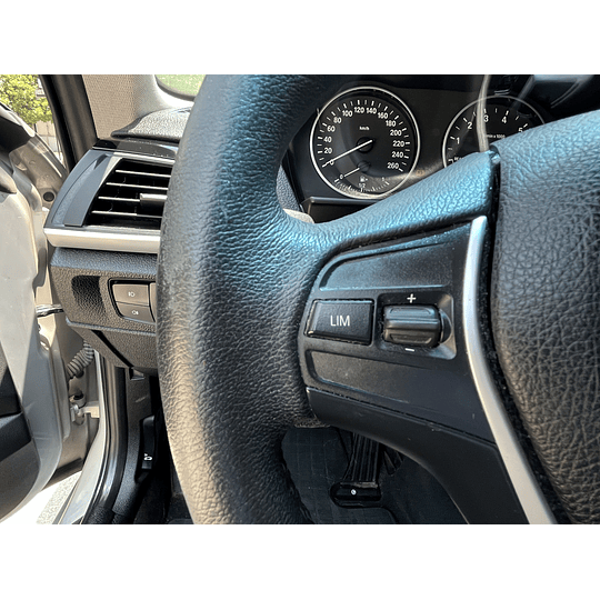 120i Lci 1.6 AT 2016