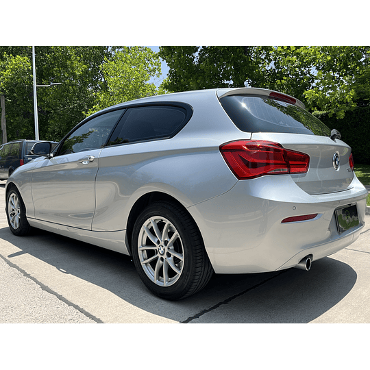 120i Lci 1.6 AT 2016