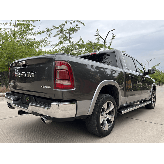 1500 Laramie 5.7 HEMI 2021
