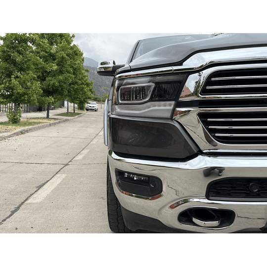 1500 Laramie 5.7 HEMI 2021