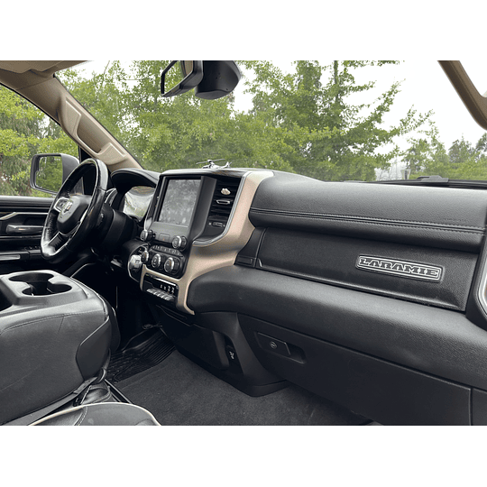 1500 Laramie 5.7 HEMI 2021