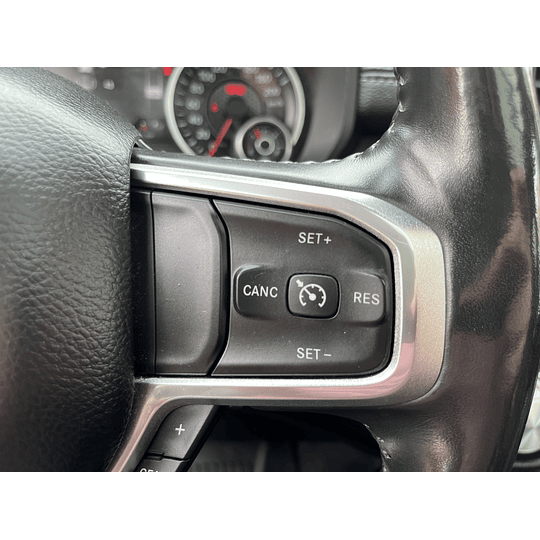 1500 Laramie 5.7 HEMI 2021