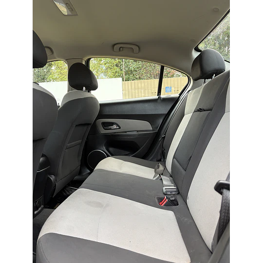 CRUZE 1.8 LS MT 2012