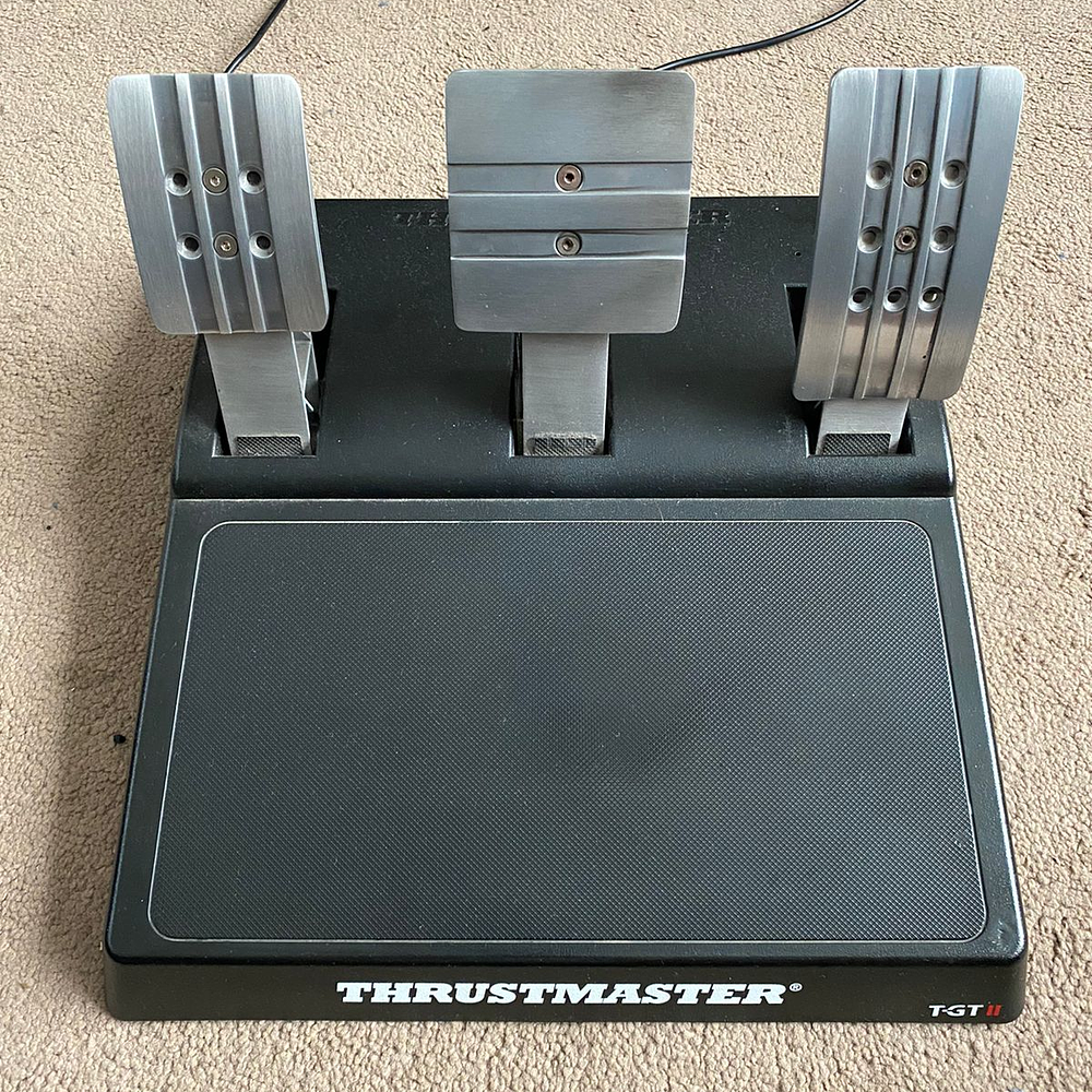 Volante Thrustmaster TGT  II + Shifter TH8A 3