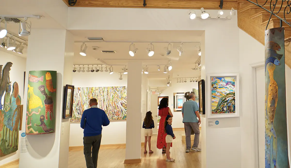 21 DISTINGUISHED ARTIST FROM THE 21ST CENTURY