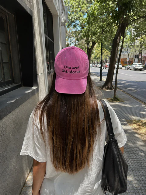 Gorra i just need mandocas