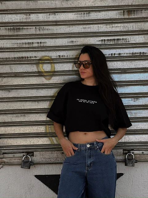 Polera “No estoy arrecha, esa es mi cara”
