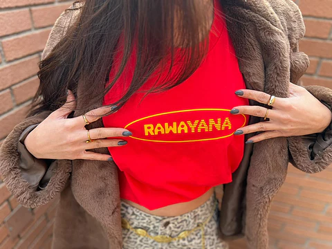 Polera Se Vienen Cositas 