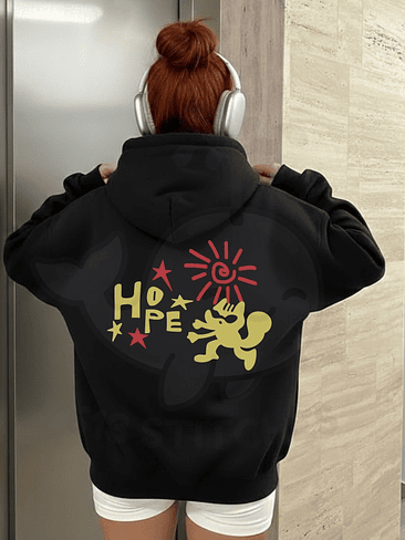 Polerón BTS - J-hope Squirrel - Diseño Amarillo/Mostaza y Rojo 2