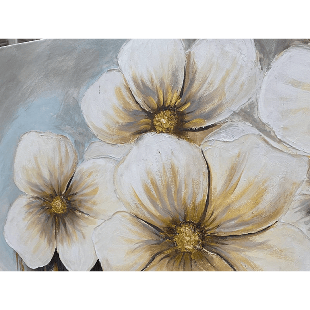 Diseño Flores Blancas Doradas