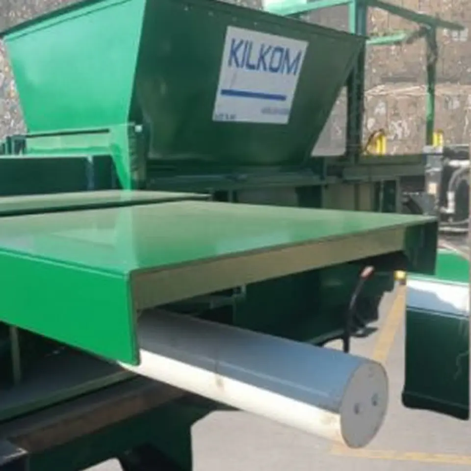 Compactadora Two Ram Kilkom P112 (equipo usado) 3