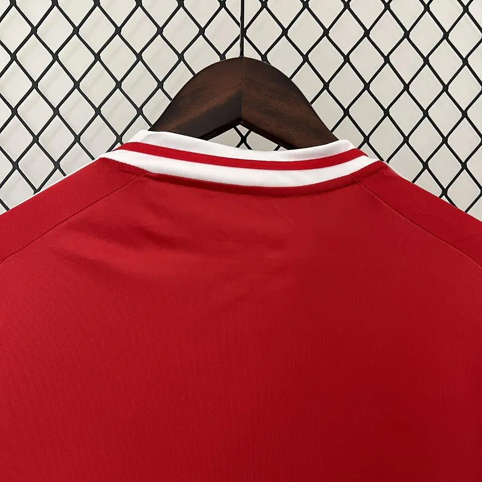 Camisola Manchester United l 24/25 7